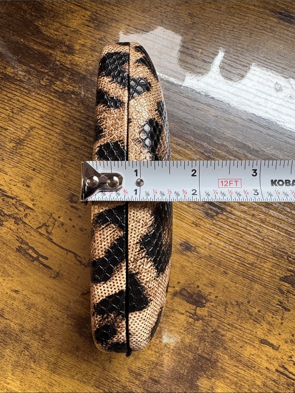 Foster Grant Leopard Print Glasses Case - Tan & Black - Picture 4 of 4